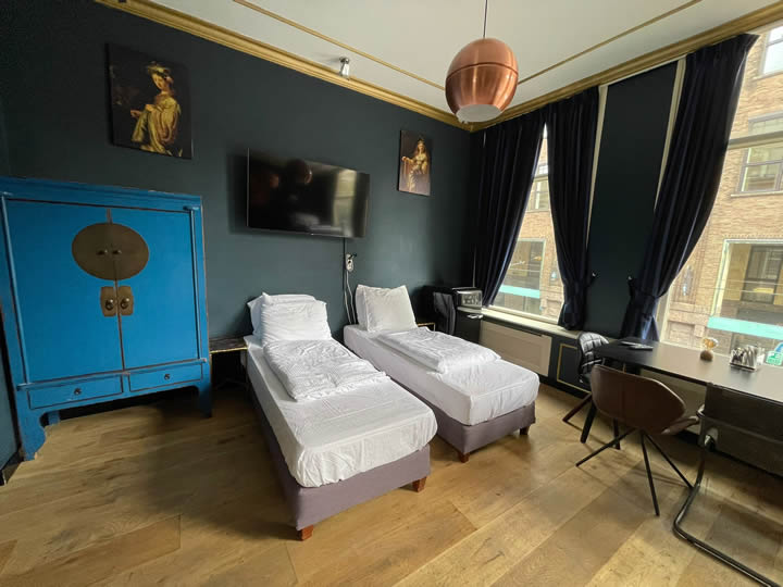 Amsterdam Rembrandt Square City Center Hotel room